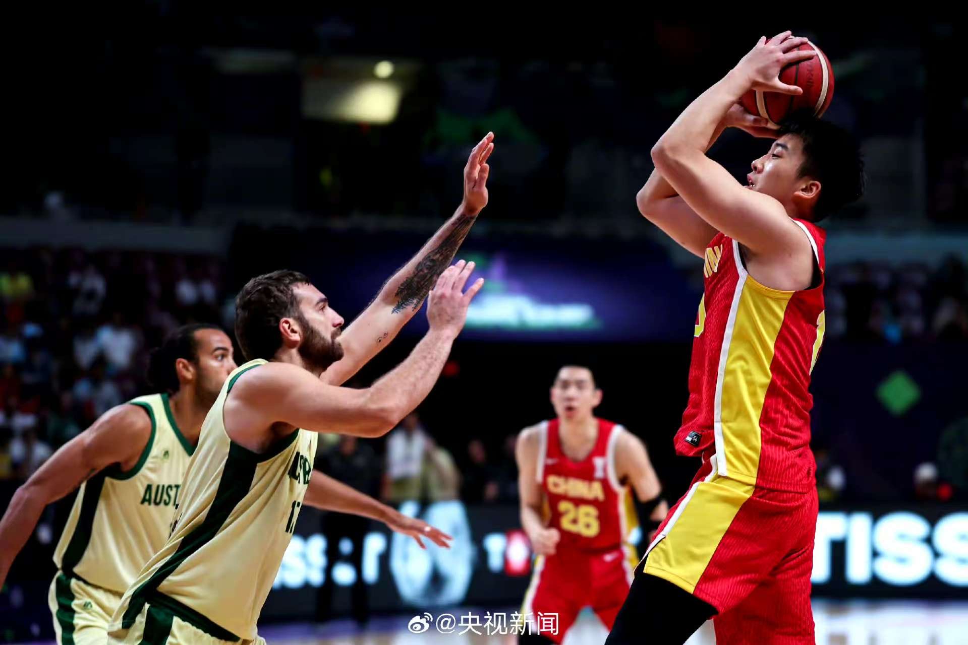 英雄联盟官方直播英雄联盟台服官网地址一览-今晨突围战来临，深圳男篮围绕CBA常规赛战术微调，话题不断，控场能力受关注的简单介绍