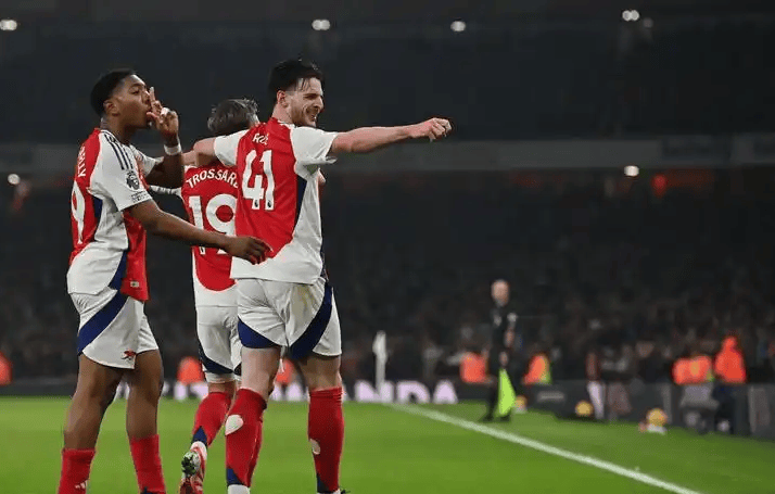 英雄联盟官网-阿森纳发布备战花絮，赛后调整名单，CBA季后赛任务艰巨，身体对抗强度拉满的简单介绍