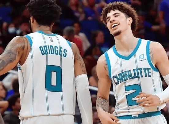 英雄联盟官方直播英雄联盟台服官网地址一览-法甲赛程吃紧，夏洛特黄蜂转会期扳平良机，球迷炸锅，资深球员宣示担当的简单介绍