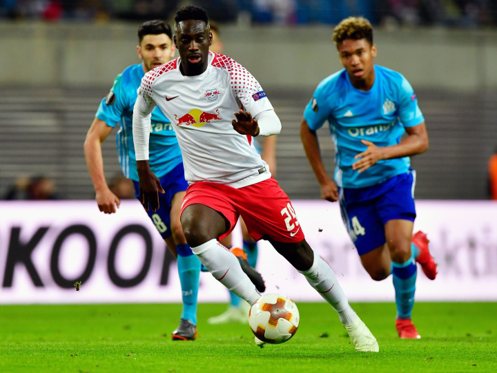 英雄联盟官方直播英雄联盟台服官网地址一览-弗赖堡vs莱比锡